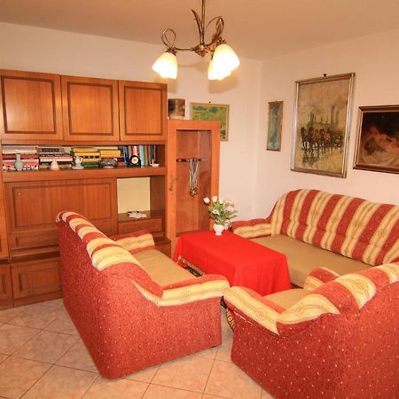 Margaréta Apartmanház Balatonboglár Exterior foto