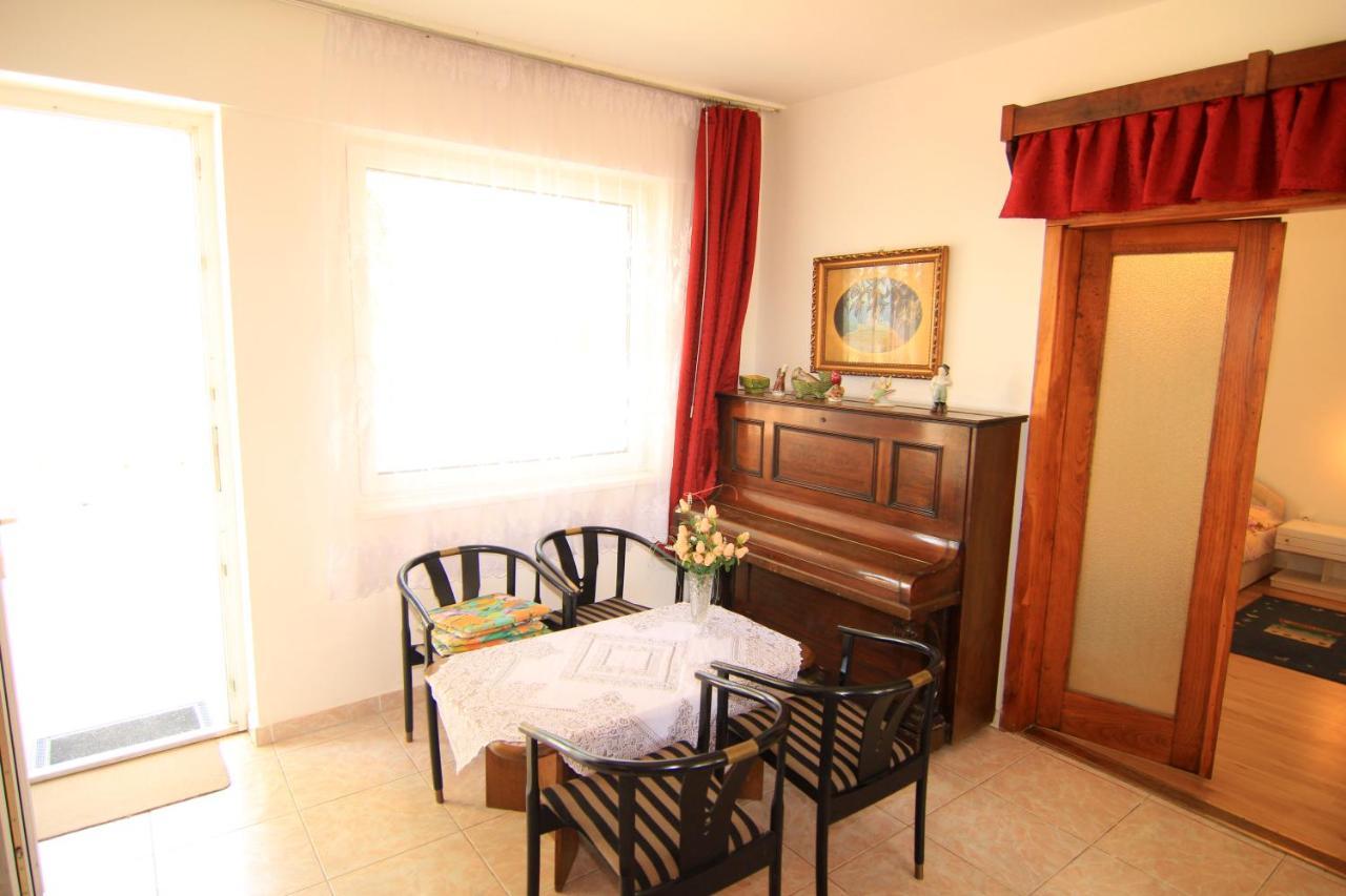 Margaréta Apartmanház Balatonboglár Exterior foto