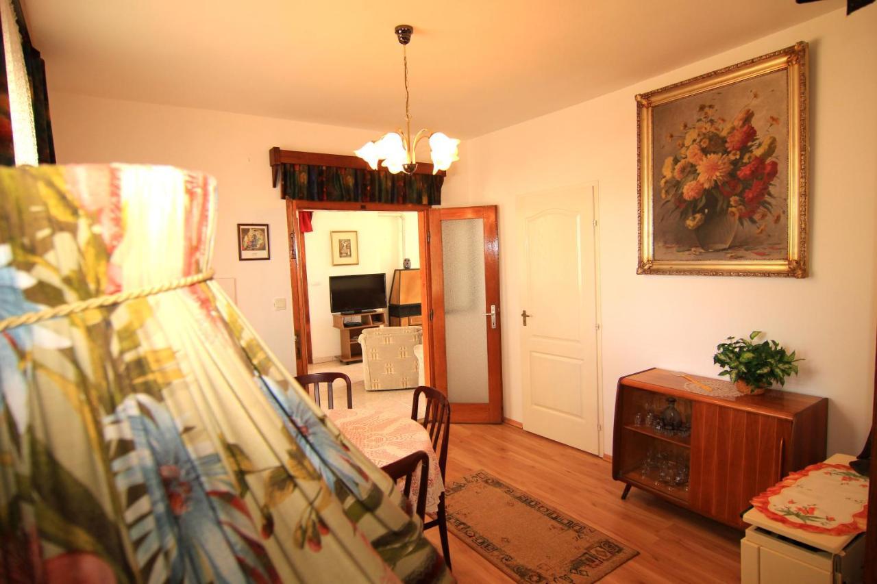 Margaréta Apartmanház Balatonboglár Exterior foto